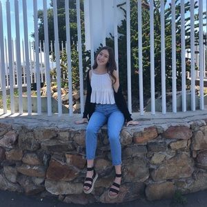 Meet your Posher, Celeste